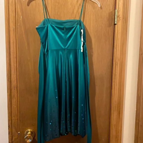Jump Apparel homecoming dress. Size 1/2. - Picture 2 of 2